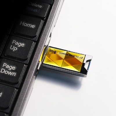 Silicon Power Touch 850 Crystal Disk USB Drive