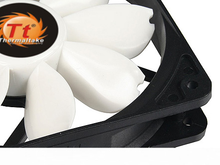 Thermaltake-ISGC-Fan-8