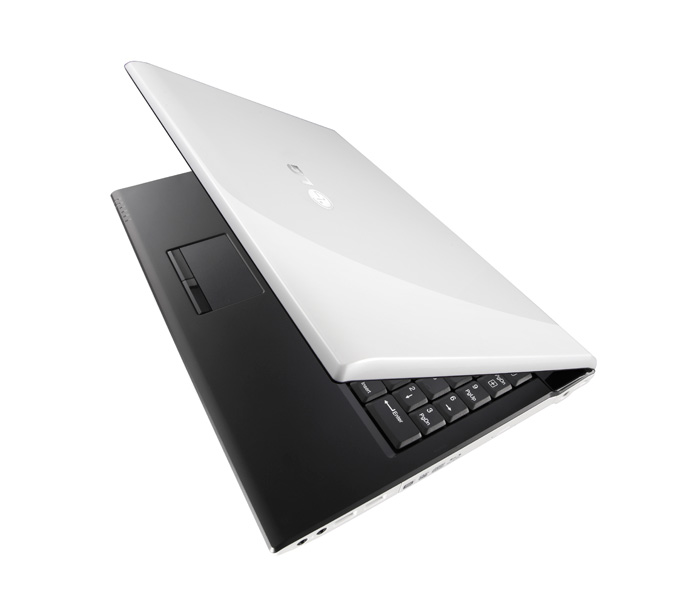 LG Widebook R580