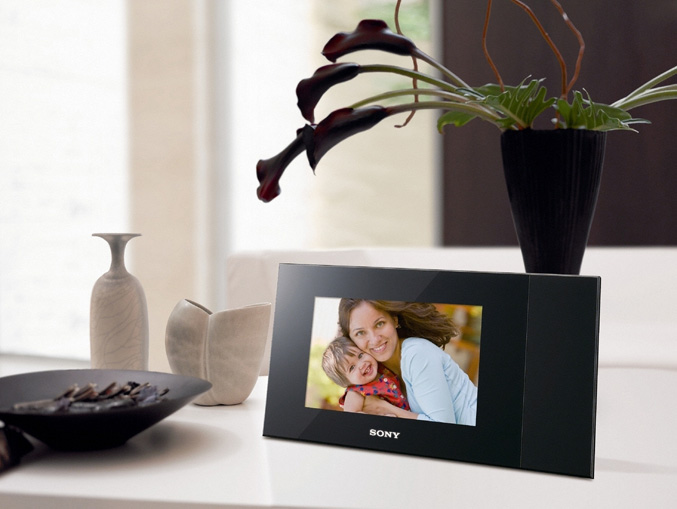 Sony DPP-F700 digital photo frame