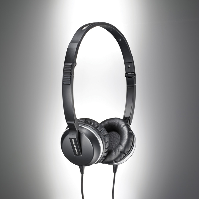 Audio-Technica ATH-ANC1 active noise-cancelling on-ear headphones