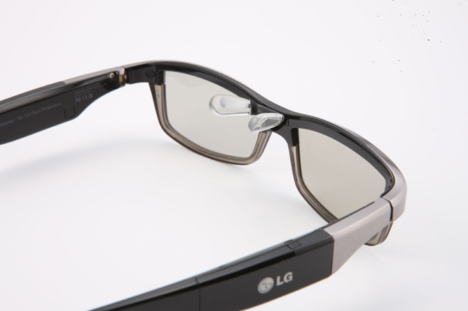 LG 3D glasses designed by Alain Mikli