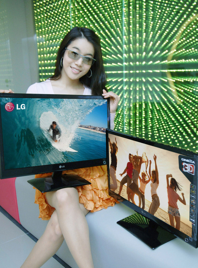 LG D41P and D42P 3D monitors