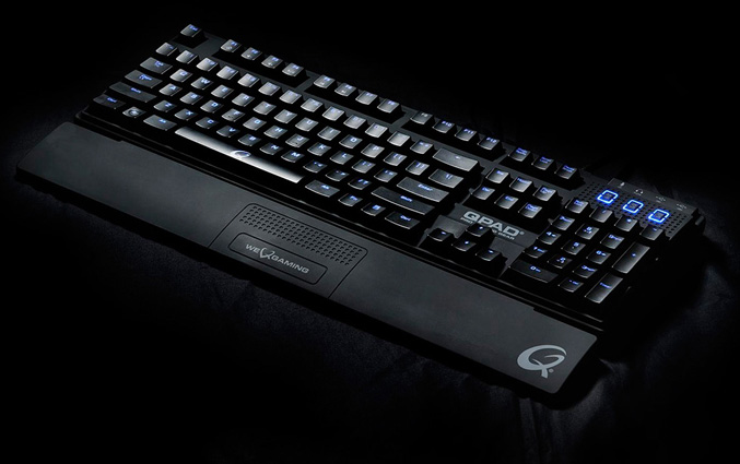 QPAD MK-80 Mechanical keyboard