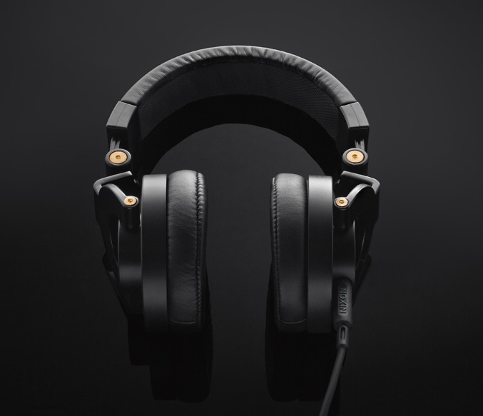 Nixon RPM headphones