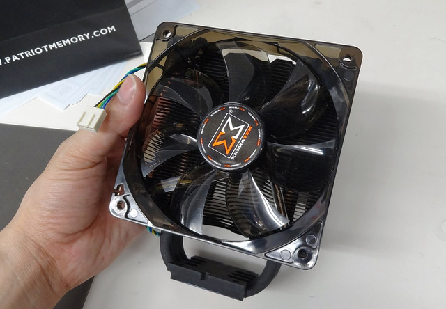 Xigmatek SD1283 Dark Knight cooler