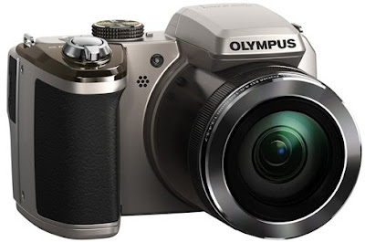 Olympus SP-820UZ